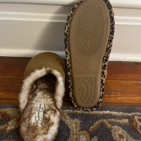 Women’s slippers Size 8-9 Jessica Simpson - Picture 1 of 2